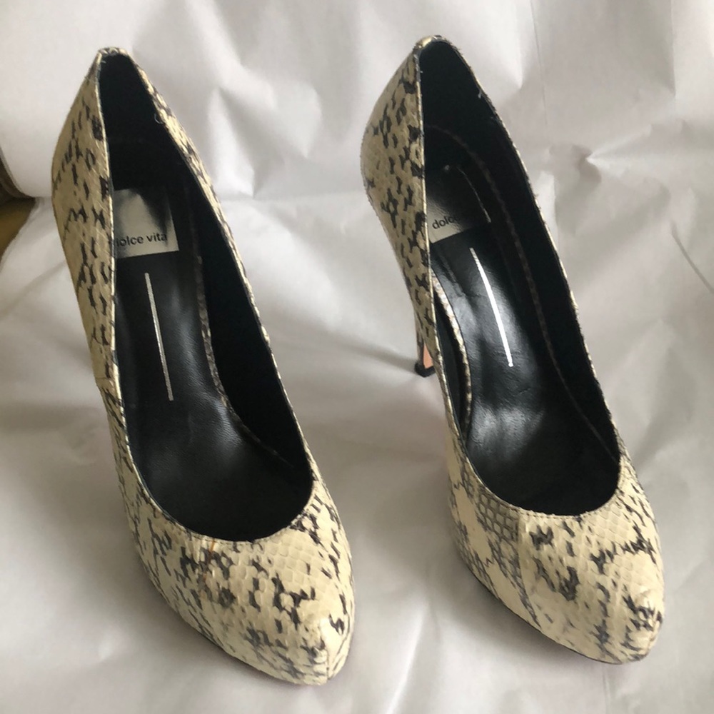 Dolce vita snake platform 4 “ heals. Worn maybe twice.